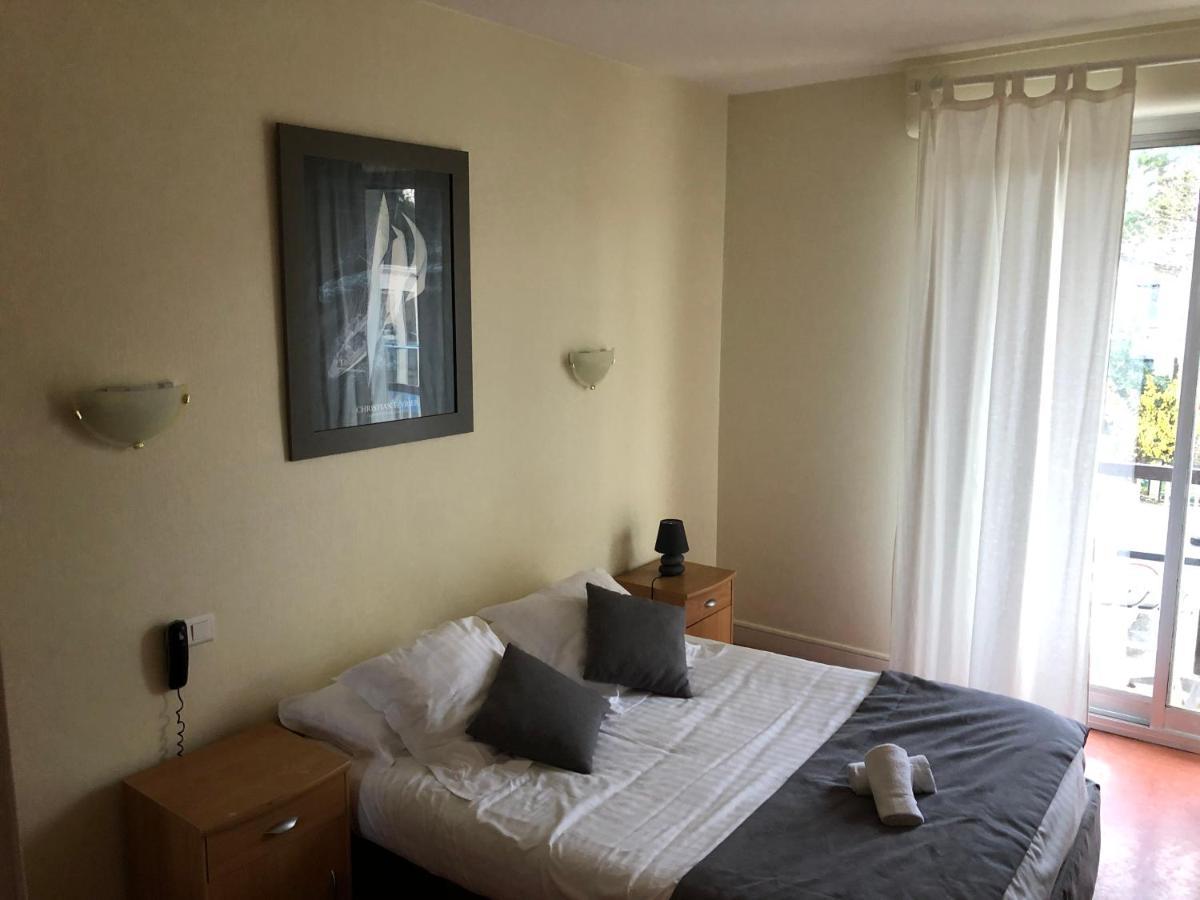 Hotel Le Christina La Baule-Escoublac Esterno foto