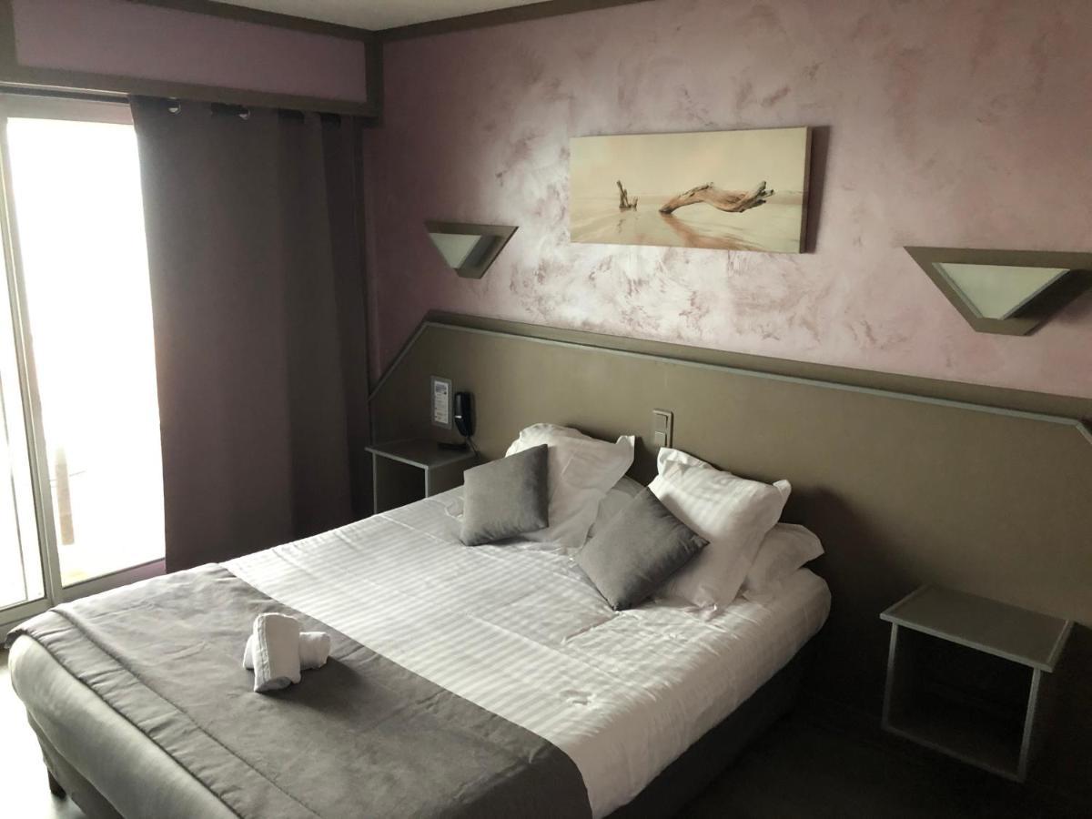 Hotel Le Christina La Baule-Escoublac Esterno foto