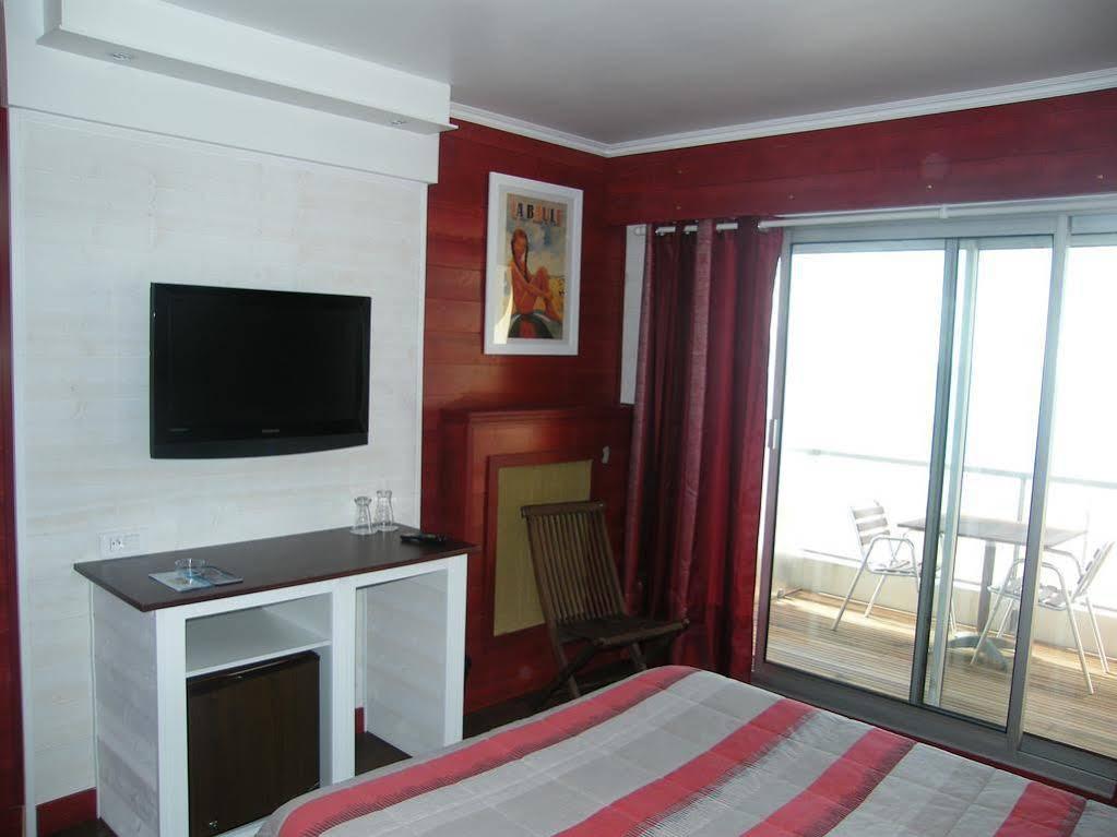 Hotel Le Christina La Baule-Escoublac Esterno foto