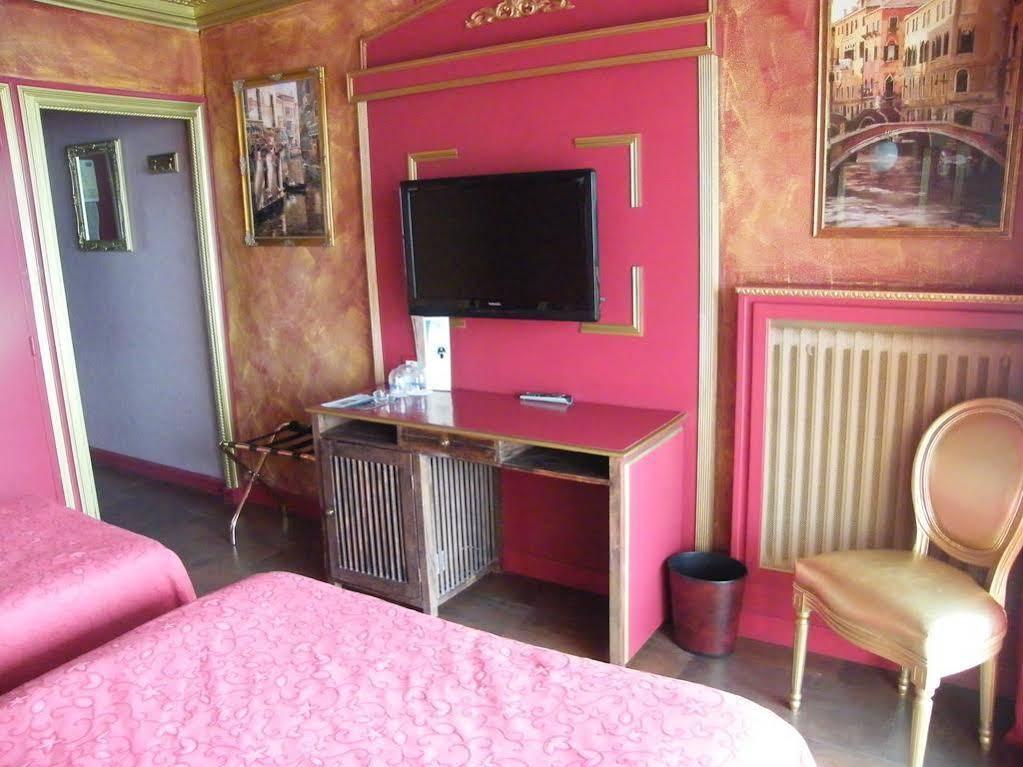 Hotel Le Christina La Baule-Escoublac Esterno foto